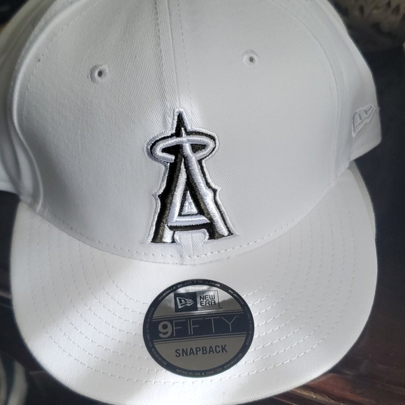 black la angels hat
